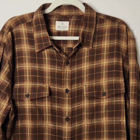 Mutual Weave Plaid Flannel Shirt - Size XL - Picture 3 of 5